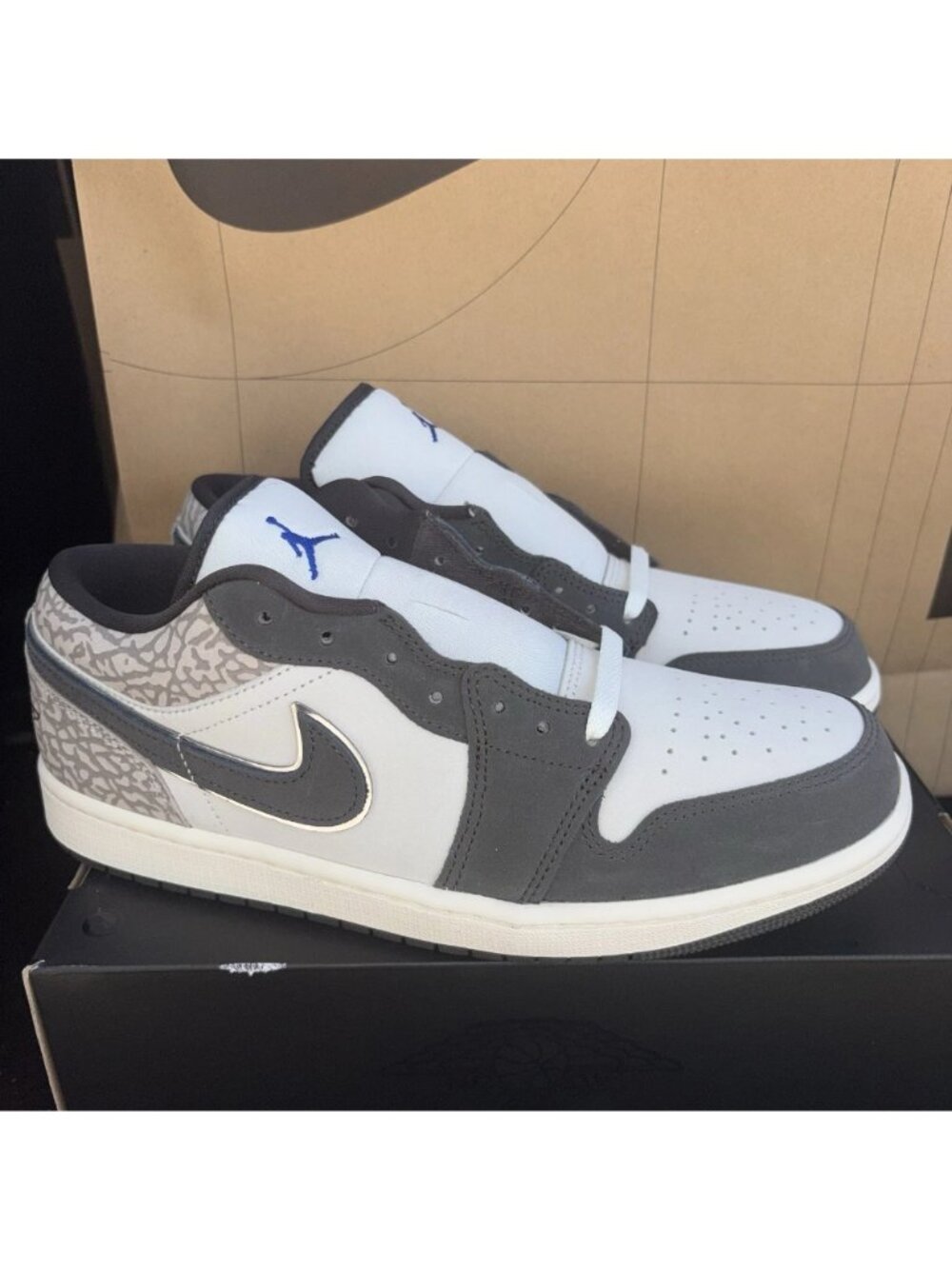 NEW Nike Air Jordan 1 Low SE V2 Silver Elephant IU2268-100 Men's Size 12.5